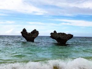 沖縄古宇利島でハートロックとガーリックシュリンプを満喫！