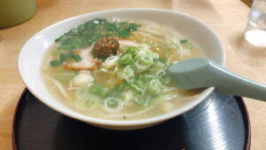 【ラーメン店なかま】ビブグルマン獲得の梅しおラーメン-倶知安